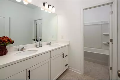 1525 Wellston Drive, Lawrenceville, GA 30043 - Photo 11