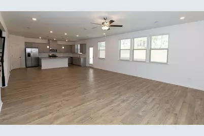 1525 Wellston Drive, Lawrenceville, GA 30043 - Photo 13
