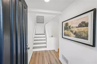 1017 Riverbend Club Dr SE, Atlanta, GA 30339 - Photo 3