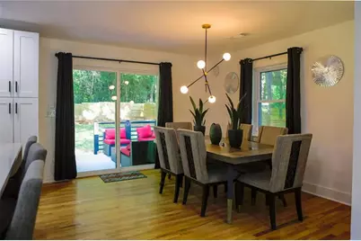 280 W Lake Drive NW, Atlanta, GA 30314 - Photo 11