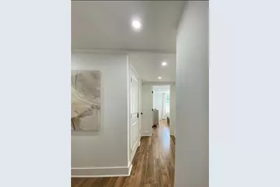 280 W Lake Drive NW, Atlanta, GA 30314 - Photo 33