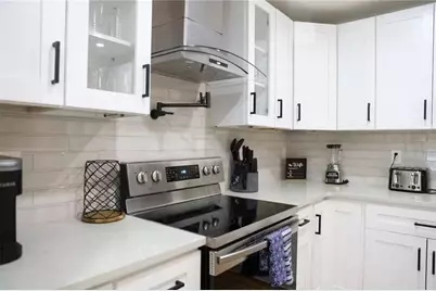280 W Lake Drive NW, Atlanta, GA 30314 - Photo 7