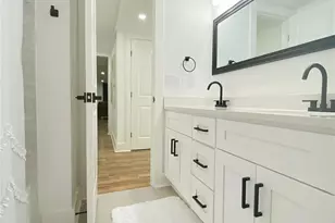 280 W Lake Dr NW, Atlanta, GA 30314 - Photo 35
