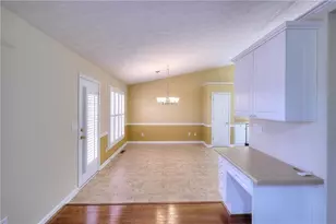 1705 Prospect Creek Dr, Lawrenceville, GA 30043 - Photo 9
