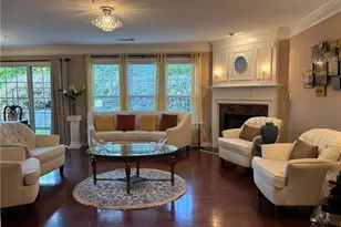 274 Balaban Cir, Woodstock, GA 30188 - Photo 5