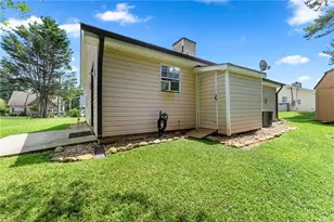 2560 Fairlane Dr, Cumming, GA 30041 - Photo 39