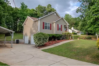 198 Brenda Ellen Drive, Senoia, GA 30265 - Photo 1