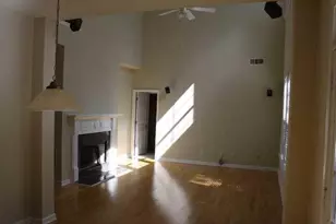 252 Rutlidge Park Ln, Suwanee, GA 30024 - Photo 3