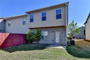 2520 Morgan Chase Dr, Buford, GA 30519 - Photo 17