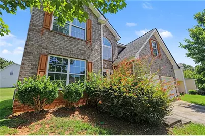 1020 Buckingham Terrace, Fairburn, GA 30213 - Photo 3
