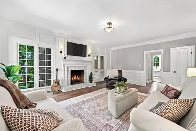 340 S Satinwood Place, Roswell, GA 30076 - Photo 7