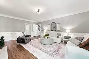 340 S Satinwood Pl, Roswell, GA 30076 - Photo 9