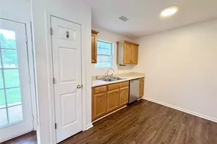 293 Snapping Shoals Rd, McDonough, GA 30252 - Photo 9