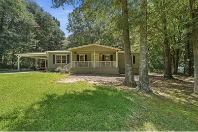 215 Hoke Street, Maysville, GA 30558 - Photo 1