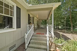 215 Hoke St, Maysville, GA 30558 - Photo 3