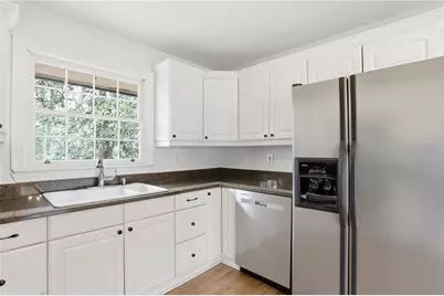 305 Brookwood Drive SW, Marietta, GA 30064 - Photo 9