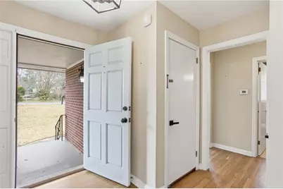 305 Brookwood Drive SW, Marietta, GA 30064 - Photo 17
