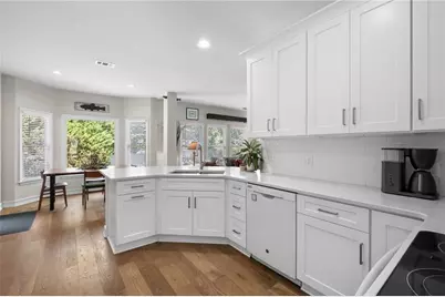 230 Greystone Court, Roswell, GA 30075 - Photo 7