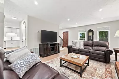 120 Lakeland Way, Roswell, GA 30076 - Photo 9