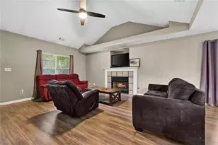 315 Wild Turkey Ln, Locust Grove, GA 30248 - Photo 5