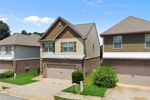 1240 Faye Ct, McDonough, GA 30253 - Photo 3