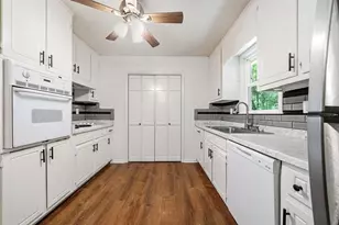 4306 Abney Dr, Powder Springs, GA 30127 - Photo 9