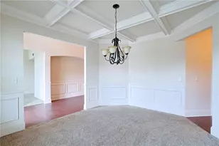 2236 Caledonia Dr, Lawrenceville, GA 30045 - Photo 9