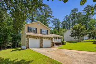 4390 Valley Brook Ln, College Park, GA 30349 - Photo 3
