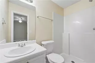 135 Davis Mill Ct, Lawrenceville, GA 30044 - Photo 15