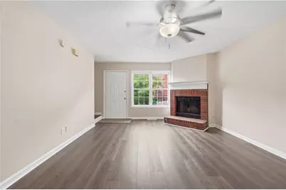 135 Davis Mill Court, Lawrenceville, GA 30044 - Photo 3