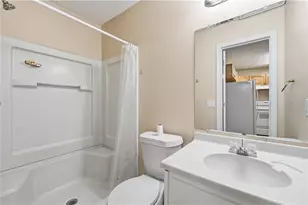 135 Davis Mill Ct, Lawrenceville, GA 30044 - Photo 17