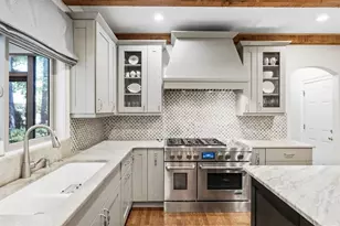 2640 Coachmans Cir, Alpharetta, GA 30022 - Photo 19