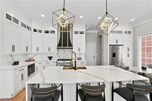 1003 Wescott Ln, Sandy Springs, GA 30319 - Photo 3