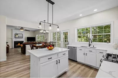 325 Kinner Circle, Alpharetta, GA 30004 - Photo 9