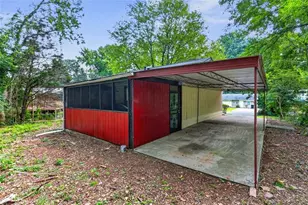 6177 Crestview Ln, Forest Park, GA 30297 - Photo 5