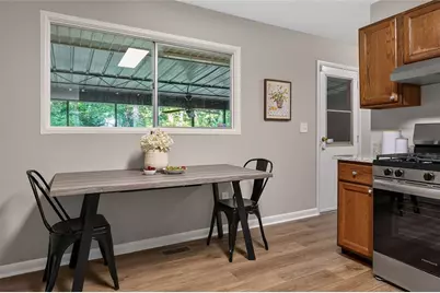 6177 Crestview Lane, Forest Park, GA 30297 - Photo 13