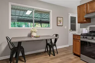 6177 Crestview Ln, Forest Park, GA 30297 - Photo 13