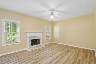 382 Silverthorn, Marietta, GA 30064 - Photo 7