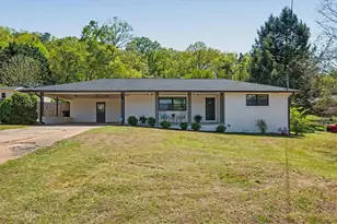 17 Crestwood Rd, Cartersville, GA 30121 - Photo 1
