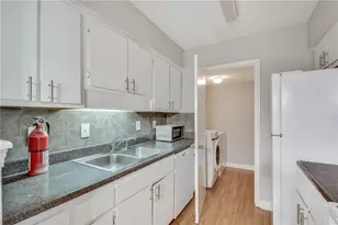 1516 Wingate Way, Sandy Springs, GA 30350 - Photo 7