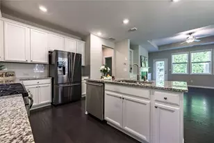 2790 Laurel Gate Ln, Cumming, GA 30040 - Photo 3