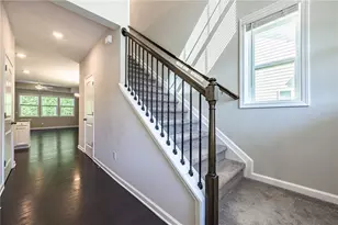 2790 Laurel Gate Ln, Cumming, GA 30040 - Photo 3