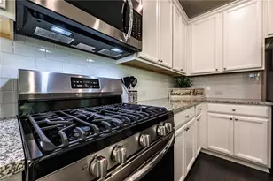 2790 Laurel Gate Ln, Cumming, GA 30040 - Photo 5