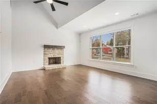 352 Davis St, Monroe, GA 30655 - Photo 9