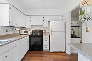 323 Cabaret Ct SW, Marietta, GA 30064 - Photo 9