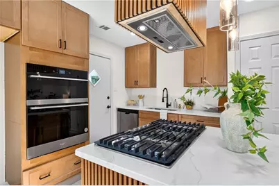 227 Upshaw Street SW, Atlanta, GA 30315 - Photo 13