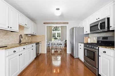 4575 Summerset Drive, Gainesville, GA 30507 - Photo 17