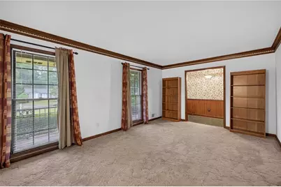 513 Midland Park Drive, Stone Mountain, GA 30087 - Photo 5