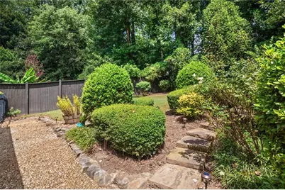 175 Forrest Lake Drive, Sandy Springs, GA 30327 - Photo 35