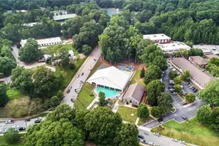 175 Forrest Lake Dr, Sandy Springs, GA 30327 - Photo 49